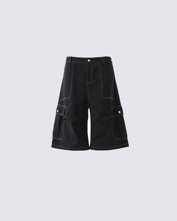 Minimalist Utility Wide-Leg Cargo Shorts